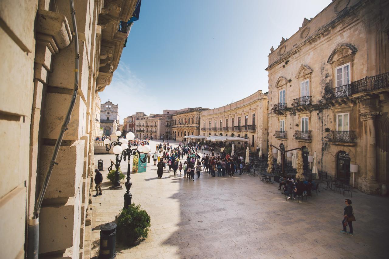 Апартаменты Piazza Duomo 1 Сиракузы Экстерьер фото